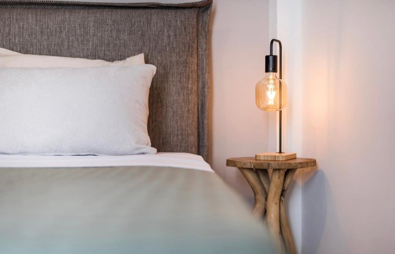 Eleusis Suites Α Esterno foto