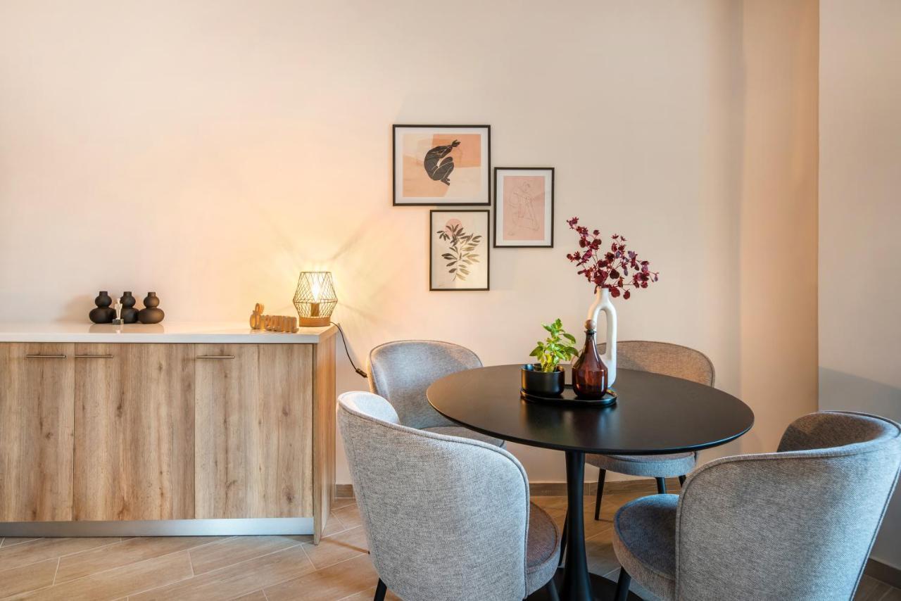 Eleusis Suites Α Esterno foto